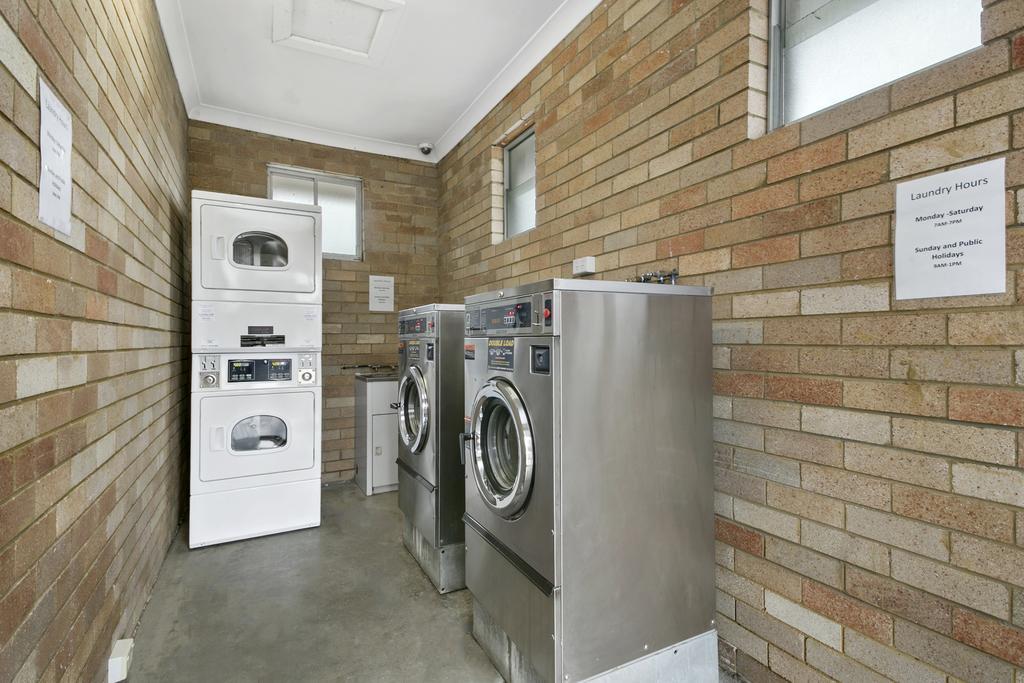 Australian Community Villages Bankstown Bagian luar foto