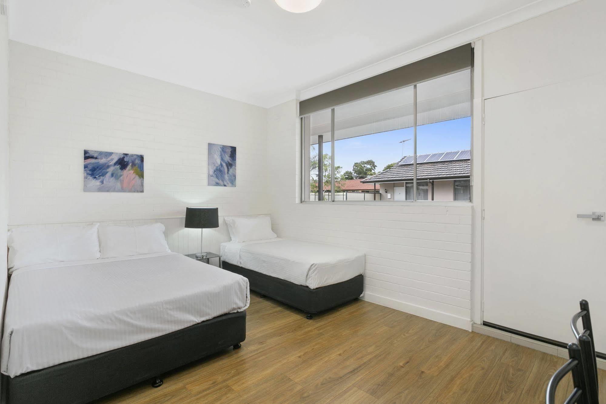 Australian Community Villages Bankstown Bagian luar foto